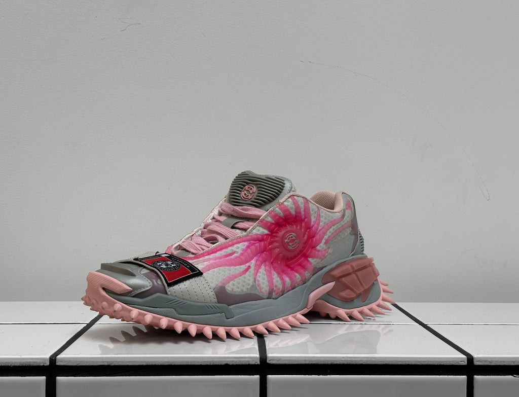 PRE-OWNED MORTAL ROSE