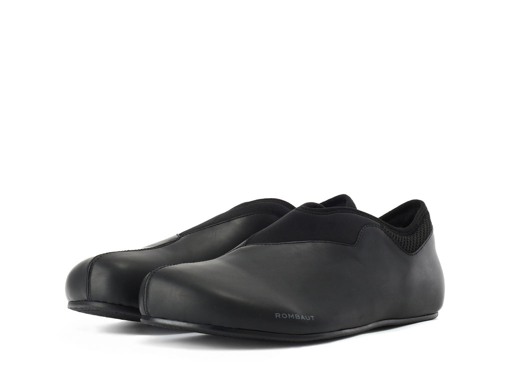 GROUND I Black Rubber