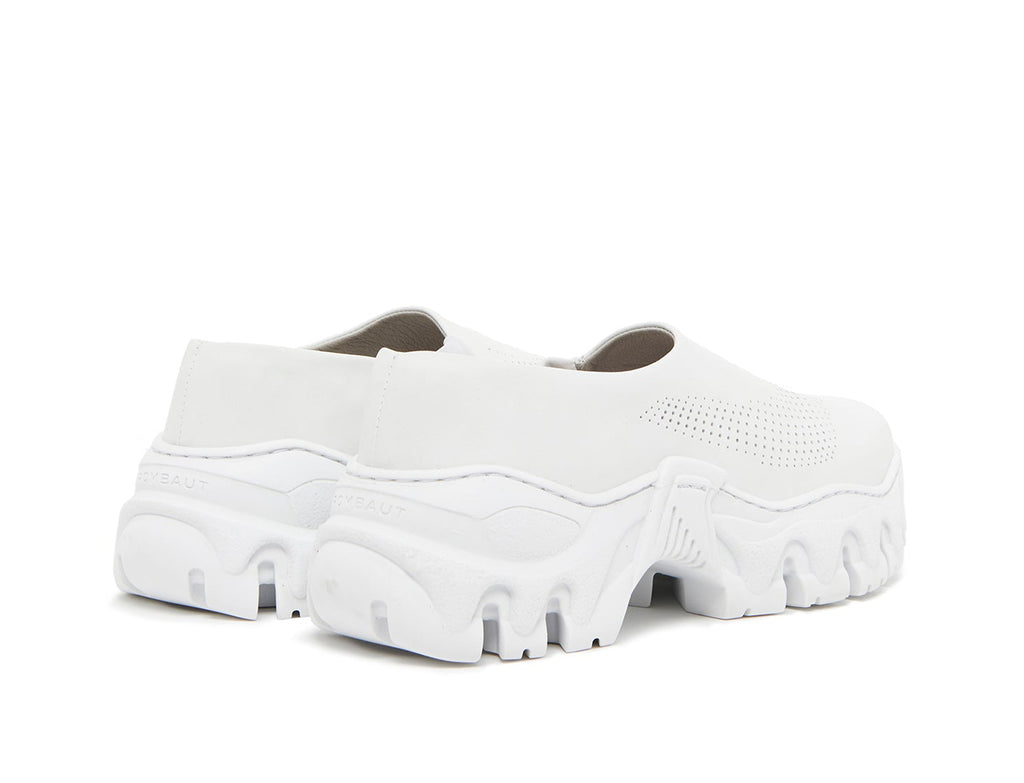 CLOG WHITE